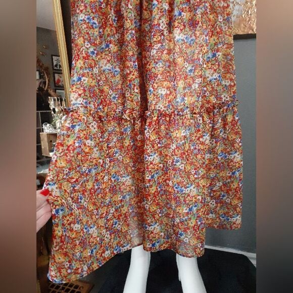 Floral Bohemian Ruffled Maxi Dress - Picture 10 of 16